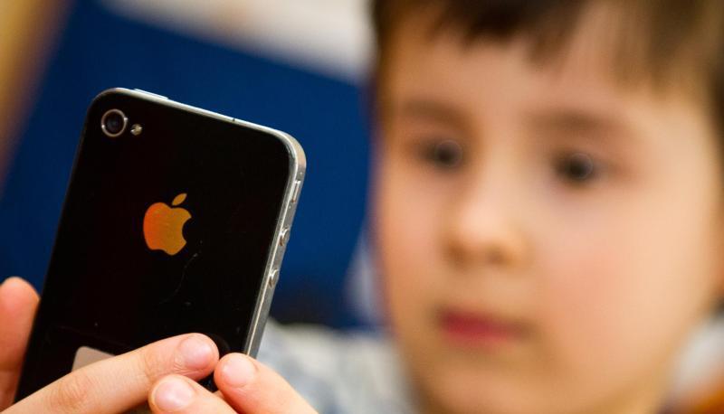 Der Tarif wächst mit den Kindern mit, verspricht die Telekom. Foto: Ole Spata Der Tarif wächst mit den Kindern mit, verspricht die Telekom. Foto: Ole Spata