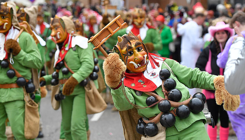 77 Gruppen mit insgesamt rund 2500 Teilnehmern sorgten für ein abwechslungsreiches Spektakel. 77 Gruppen mit insgesamt rund 2500 Teilnehmern sorgten für ein abwechslungsreiches Spektakel.