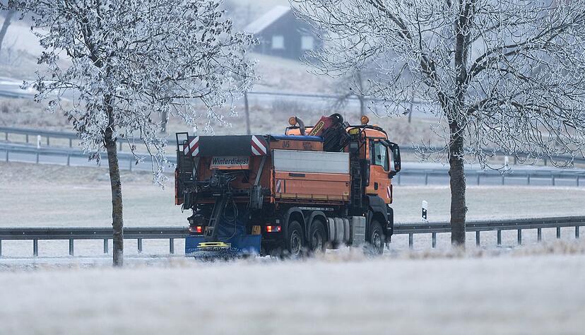 Ab Sonntagabend könnten Schneefälle in Teilen des Landes für weiße Straßen und Landschaften sorgen. Ab Sonntagabend könnten Schneefälle in Teilen des Landes für weiße Straßen und Landschaften sorgen.