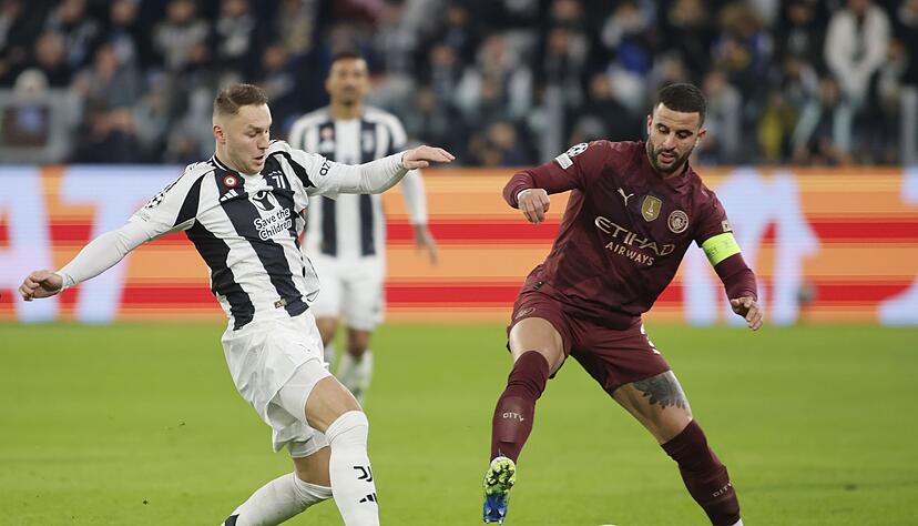 Kyle Walker wurde nach Manchester City's 0:2 gegen Juventus Turin im Internet beleidigt Kyle Walker wurde nach Manchester City's 0:2 gegen Juventus Turin im Internet beleidigt