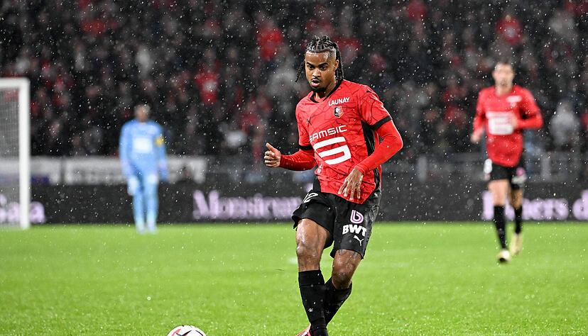 Der VfB Stuttgart soll sich mit Lorenz Assignon einig sein. Ein Sommer-Wechsel steht wohl bevor. Der VfB Stuttgart soll sich mit Lorenz Assignon einig sein. Ein Sommer-Wechsel steht wohl bevor.