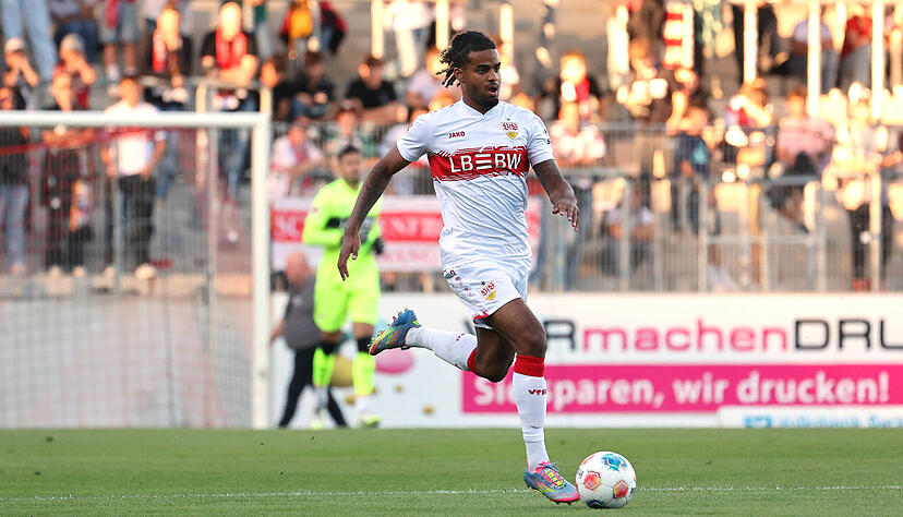 Lorenz Assignon: Der Franzose ist der erste Neuzugang des VfB Stuttgart im Sommer. Kurz nach dem Pokalsieg war der Wechsel des Rechtsverteidigers fix. Assignon kommt von Stade Rennes. Lorenz Assignon: Der Franzose ist der erste Neuzugang des VfB Stuttgart im Sommer. Kurz nach dem Pokalsieg war der Wechsel des Rechtsverteidigers fix. Assignon kommt von Stade Rennes.